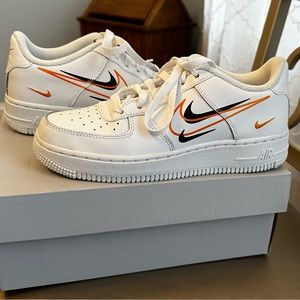 Nike Air Force 1 GS size 4 youth